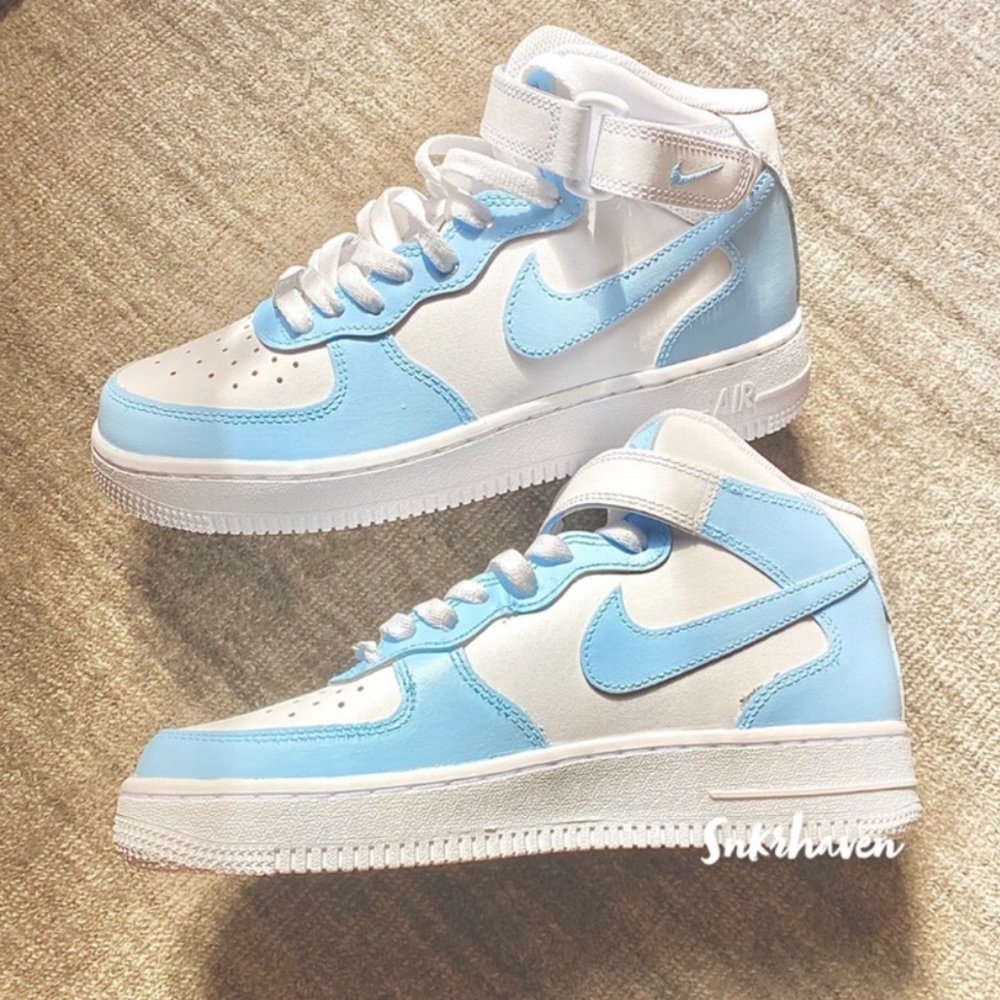 Rare Nike Air Force 1s baby blue - Picture 2 of 3